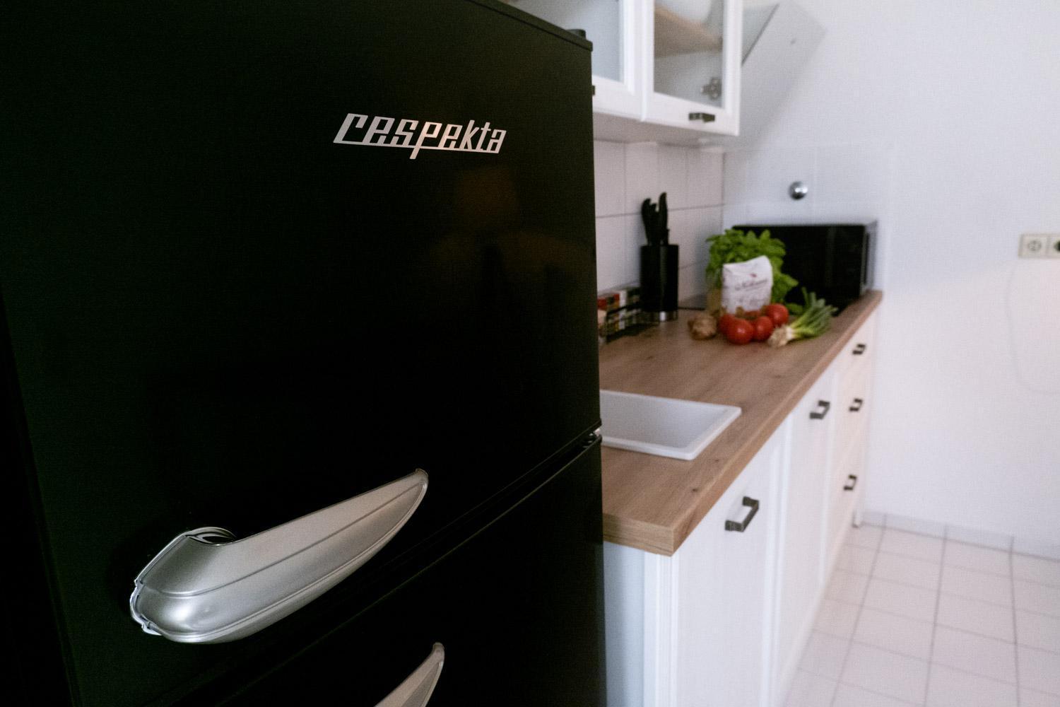 Bella Casa - Business&Family - 2 Zimmer Direkt Neben Schloss, Parkplatz, Smarttv, Netflix, Waschmaschine, 24H Checkin, 71Qm, Kingsizebett, Hotelbettwaesche Ludwigsburg Luaran gambar