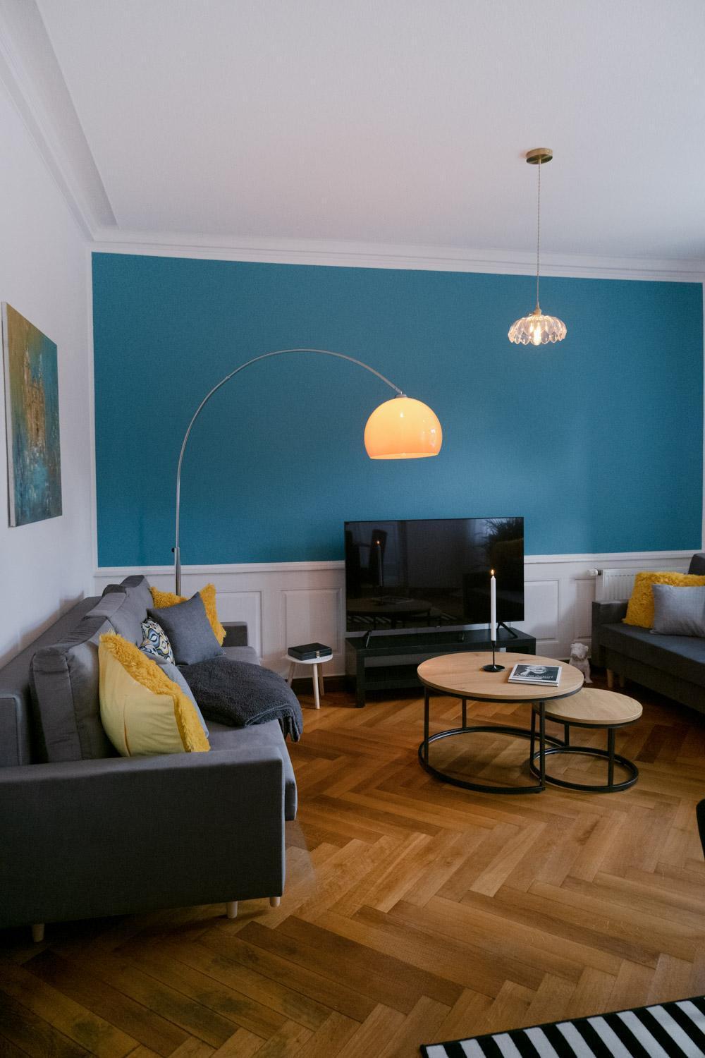 Bella Casa - Business&Family - 2 Zimmer Direkt Neben Schloss, Parkplatz, Smarttv, Netflix, Waschmaschine, 24H Checkin, 71Qm, Kingsizebett, Hotelbettwaesche Ludwigsburg Luaran gambar